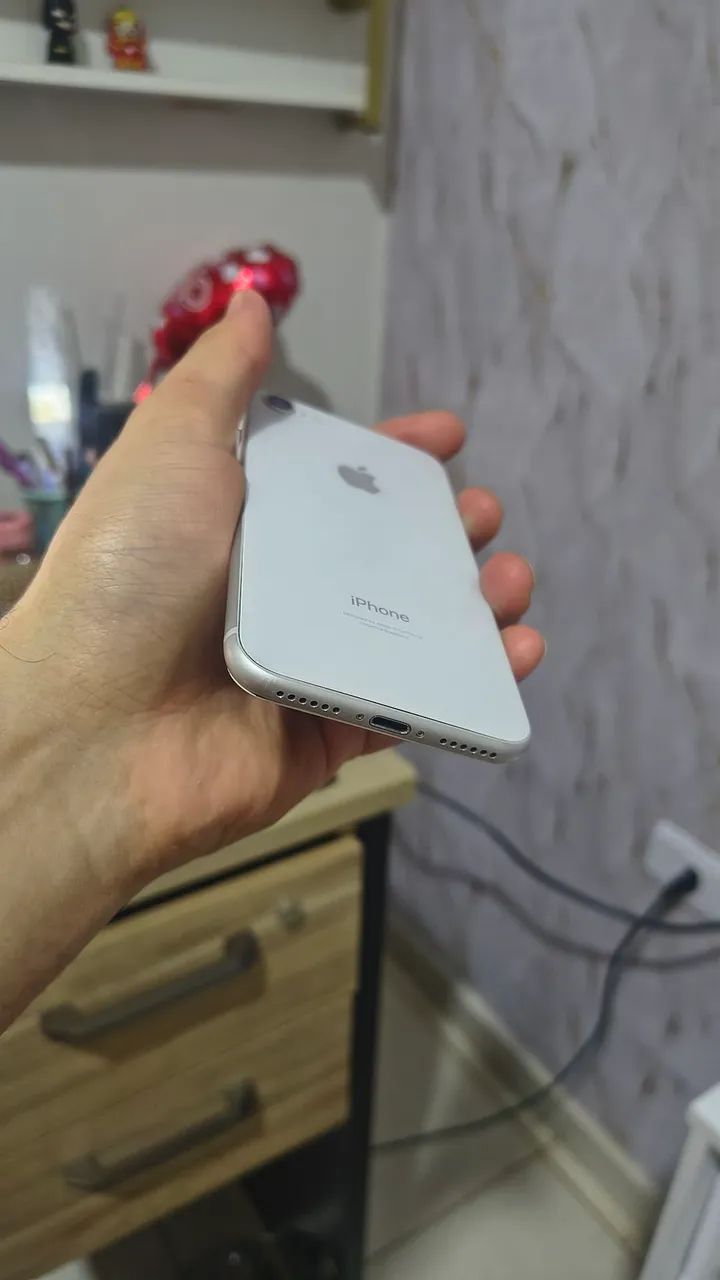 Iphone 8 (para retirada de peças) - Foto 5