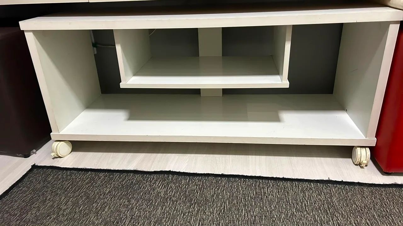 Rack branco com rodinha  - Foto 3