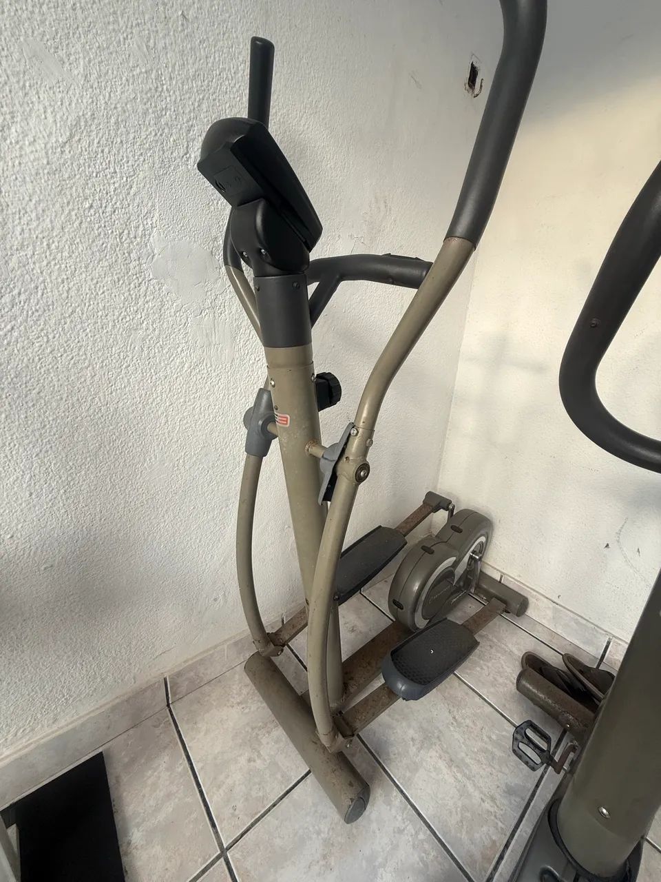 Vendo Mini Academia completa equipamentos usados - Foto 5