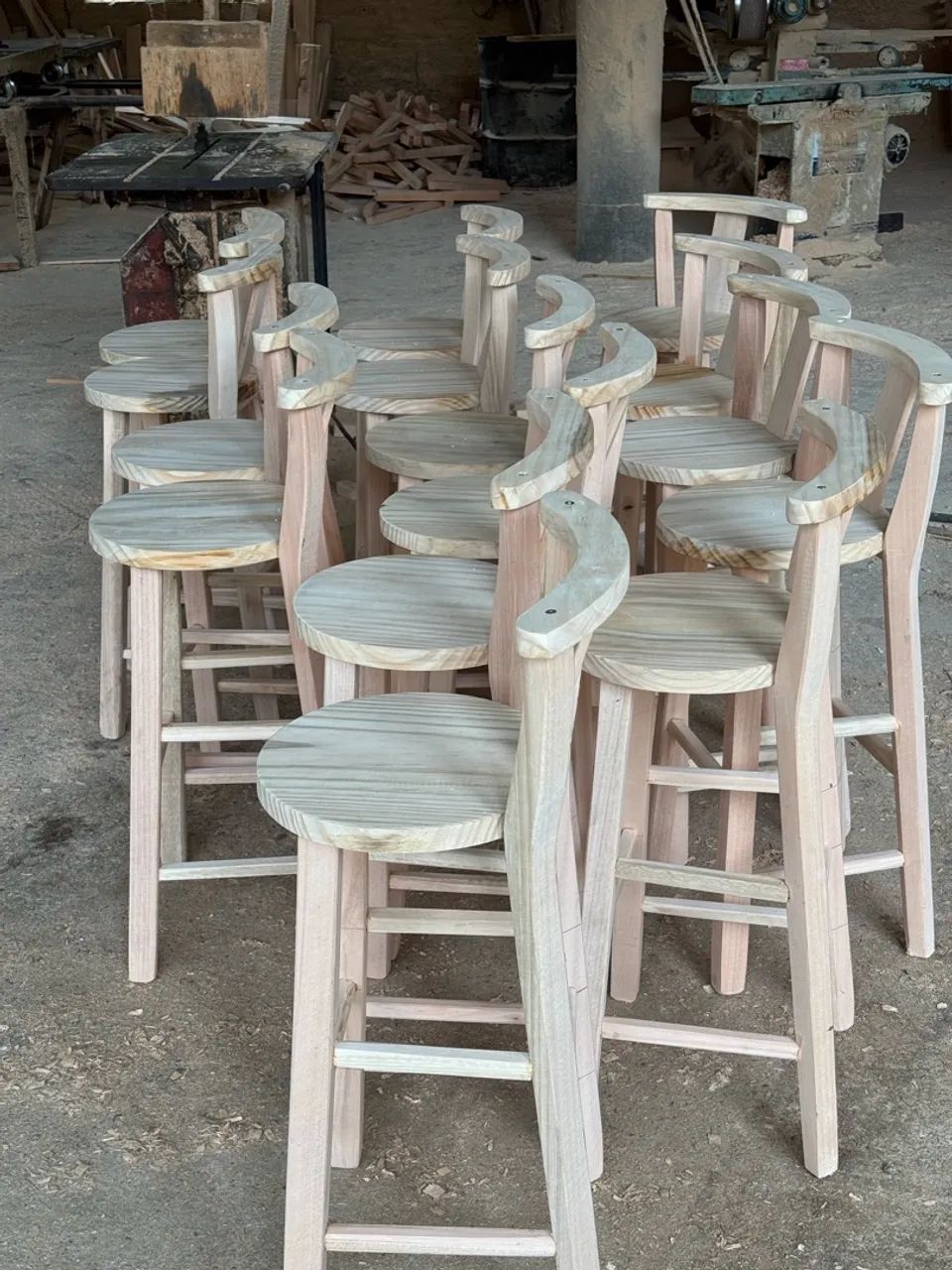 Banqueta alta com encosto  - Foto 4