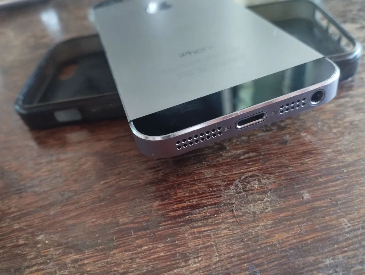 iPhone 5s A1457 Preto Funcionando + Capa e Bateria Extra - Foto 4