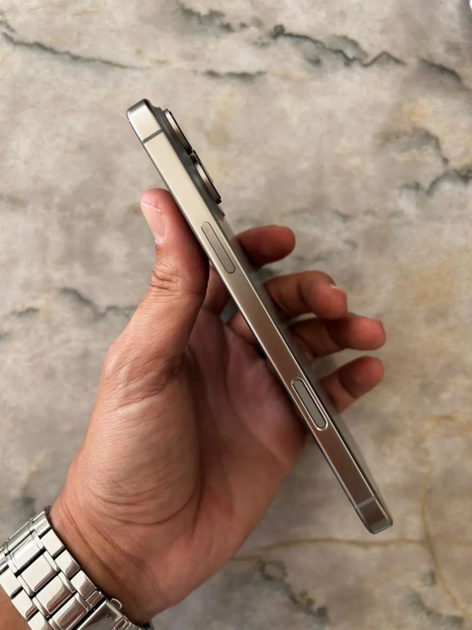 iPhone 16 Pro Max 256GB - Foto 4