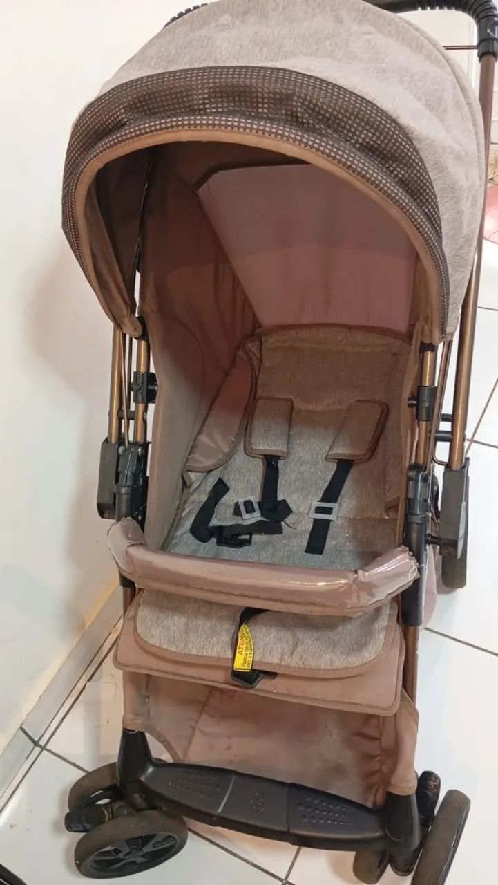 Carrinho de bebe semi novo  - Foto 2