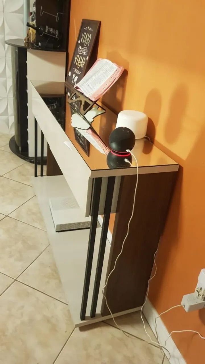 Vende-se aparador com espelho