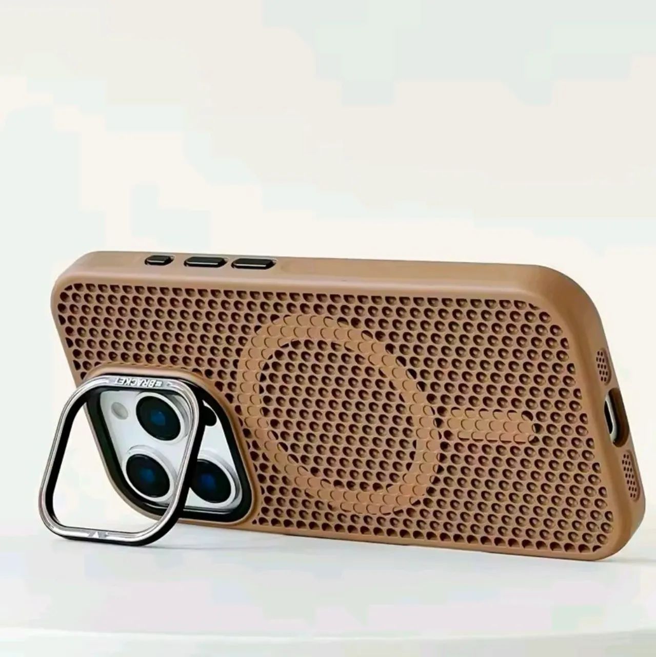 Capa Capinha P/ iPhone Premium Refrigerada com Supirte H/V e Magsafe - Foto 5