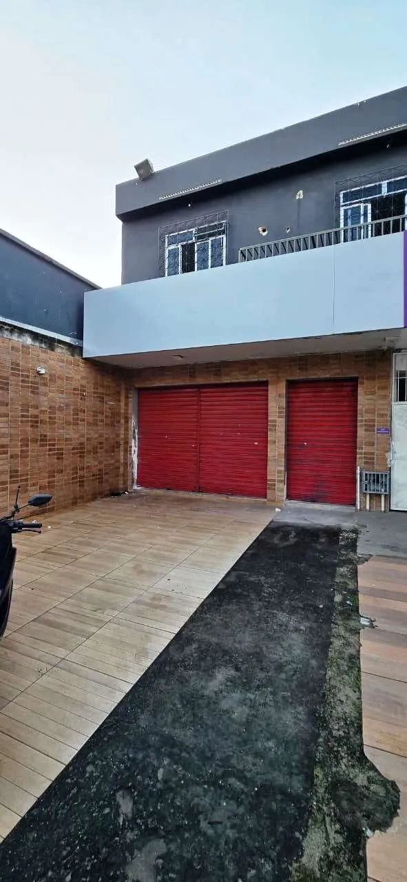 La Paz Imóveis aluga: Loja no Centro de Realengo 200m² - Foto 2