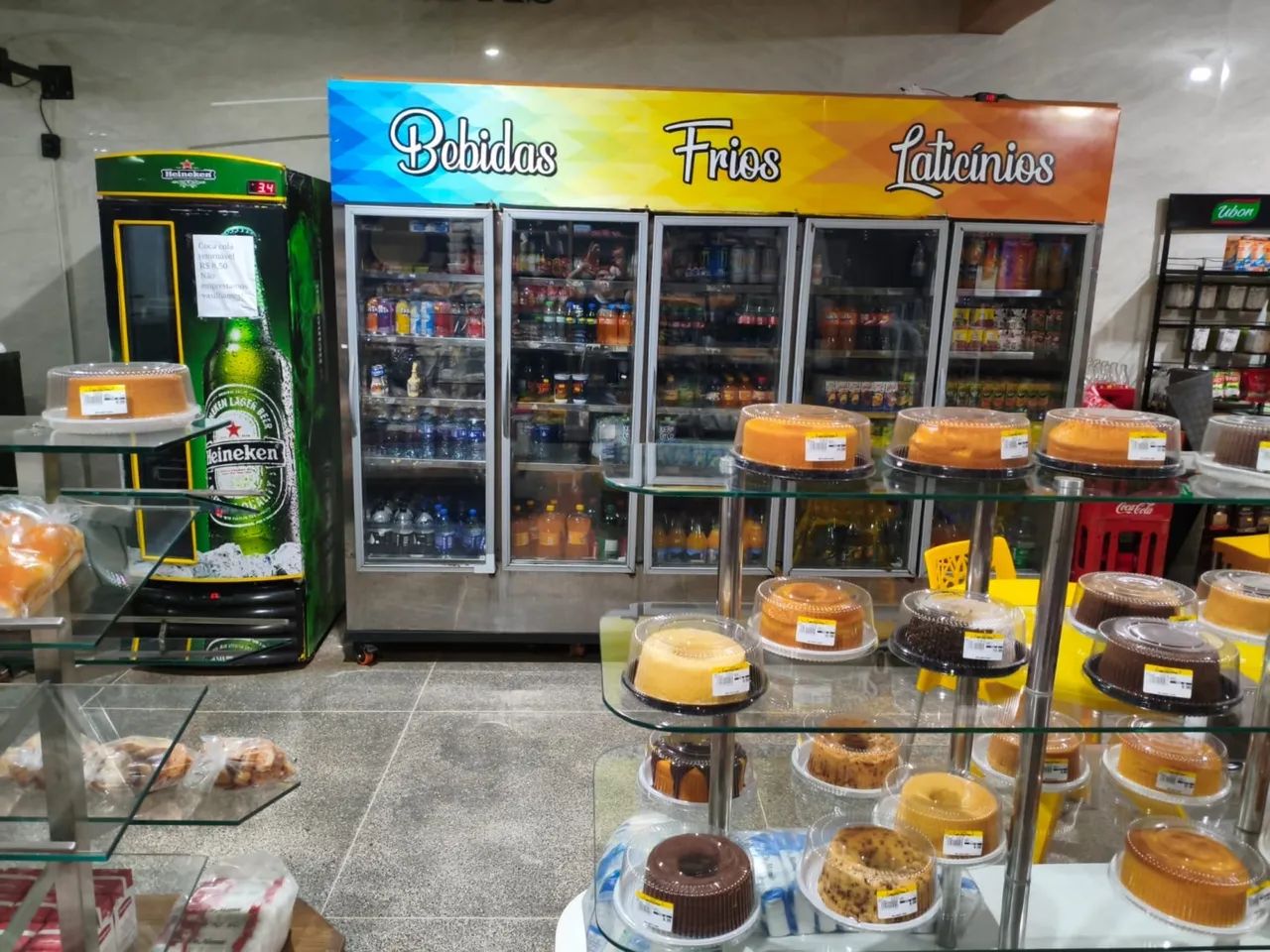 Vendo sobrado com panificadora  - Foto 2