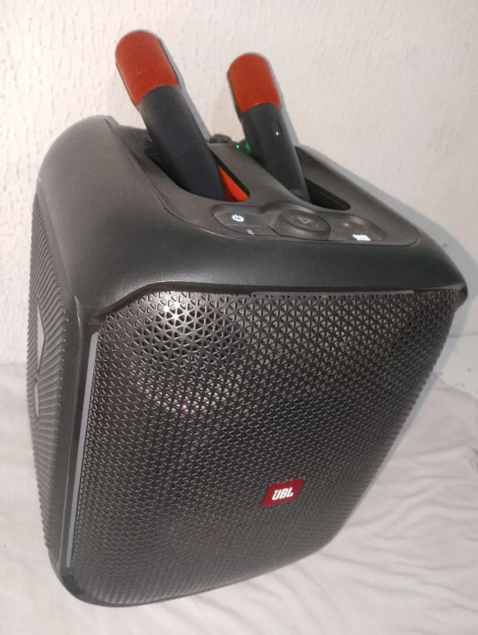 Caixa JBL ENCORE 2,com 2 microfones 1300!