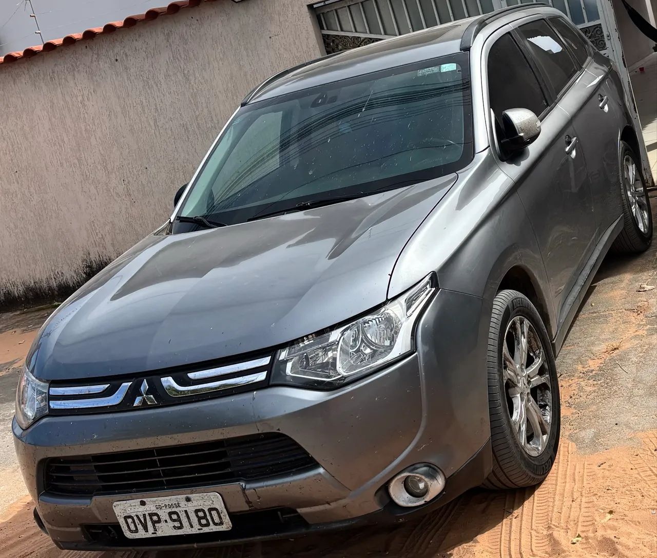 Mitsubishi Outlander 2014