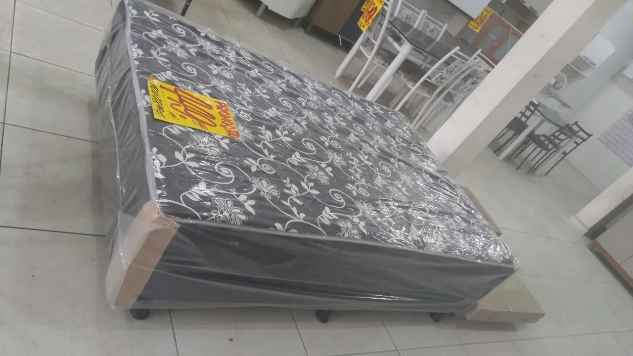 Cama de casal apenas 450,00