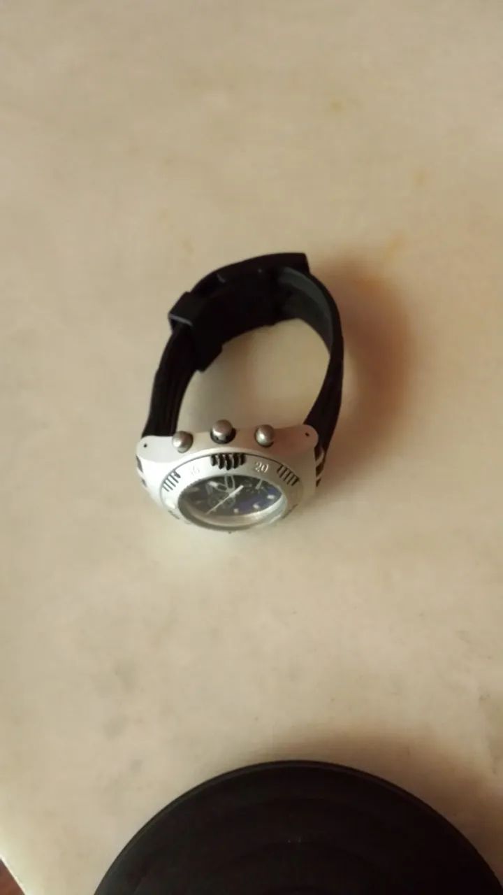 Relógio Swatch Irony Suísso Vintage em Alumínio 200mts - Foto 3