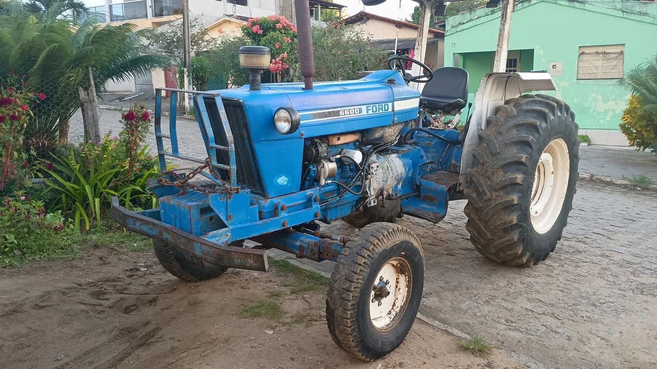 Trator Ford 6600 - Foto 3