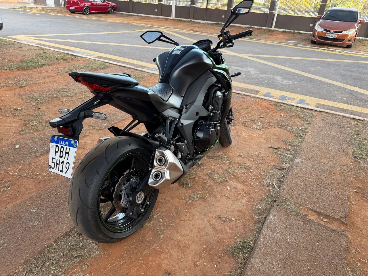 Z100 - Foto 3
