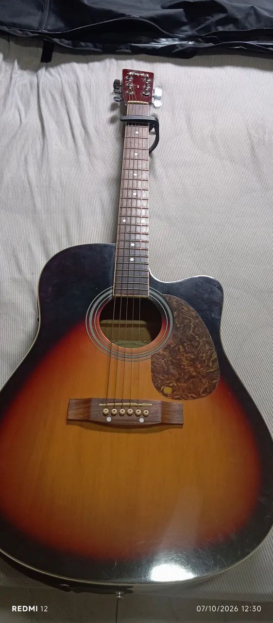 Violão elétrico 