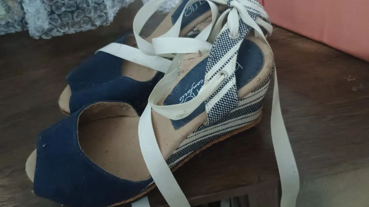 Sandália saltinho plataforma - Foto 2
