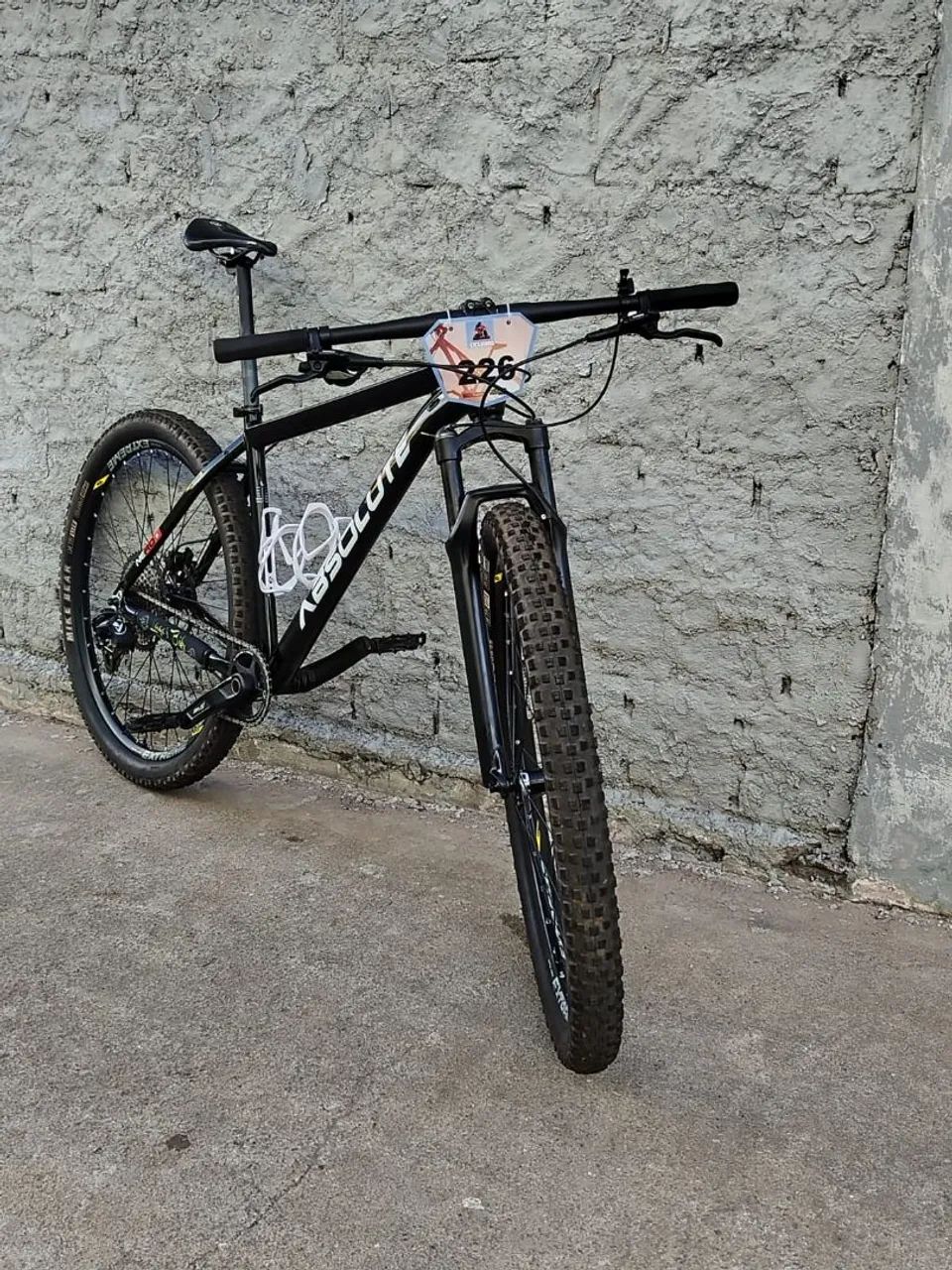 BICICLETA Aro 29 com 12 velocidade 