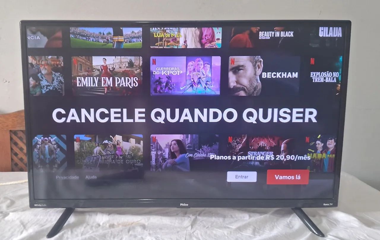 Vendo tv smart PHILCO ROCKU 32' COMPLETA  - Foto 2