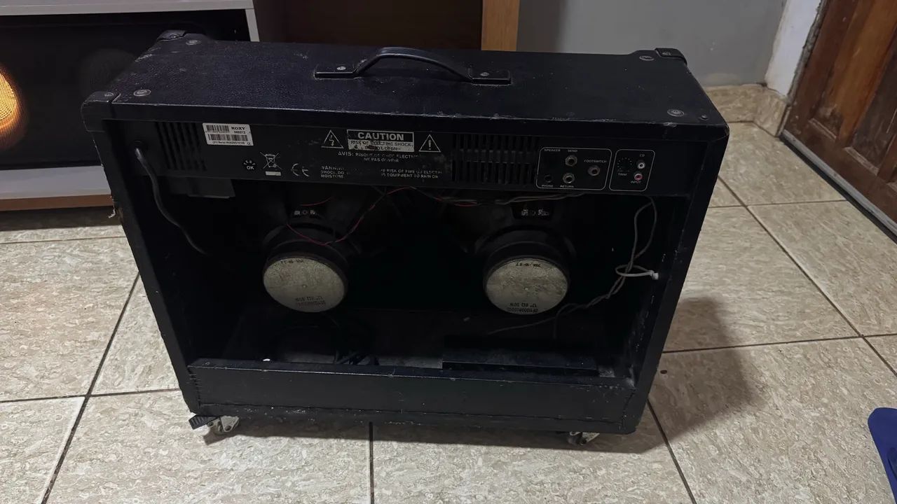 Amplificador roxy mg212