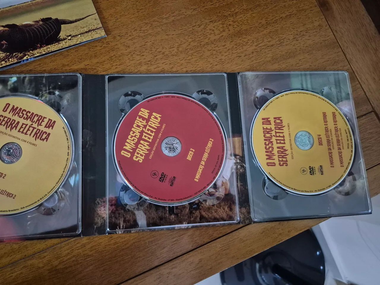 Blu-ray Digipack O Massacre da Serra Eletrica  - Foto 5