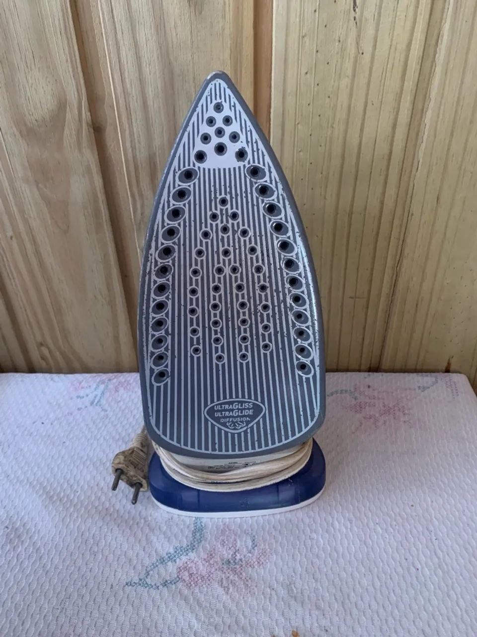 Ferro de passar roupa  - Foto 2