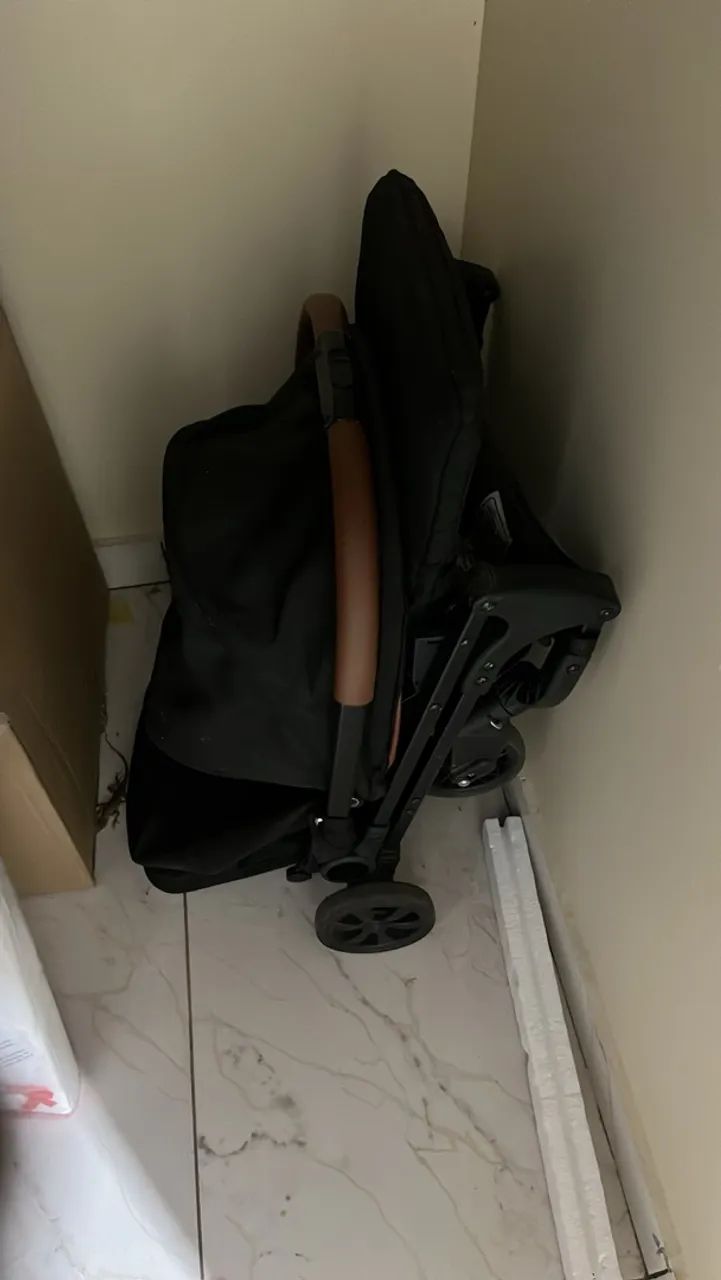 Carrinho de bebê dobrável  - Foto 4