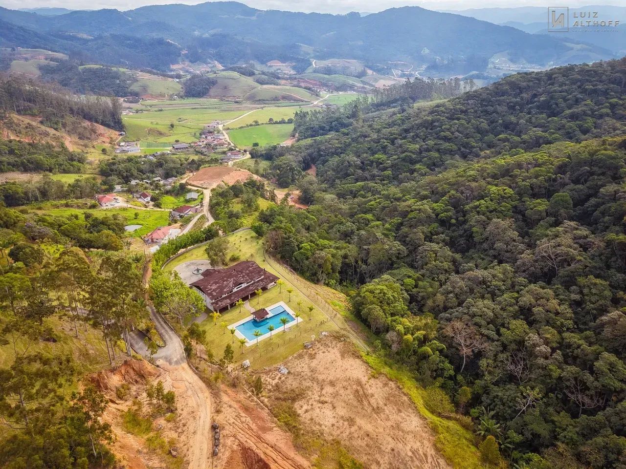 Sítio com 6 quartos sendo 6 suítes à venda - Centro, Antônio Carlos/SC