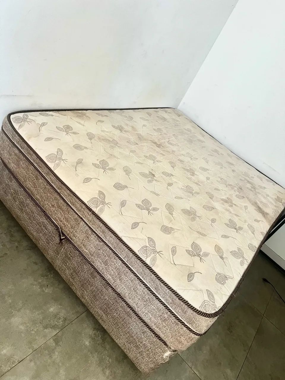 Cama box casal + colchão  - Foto 2