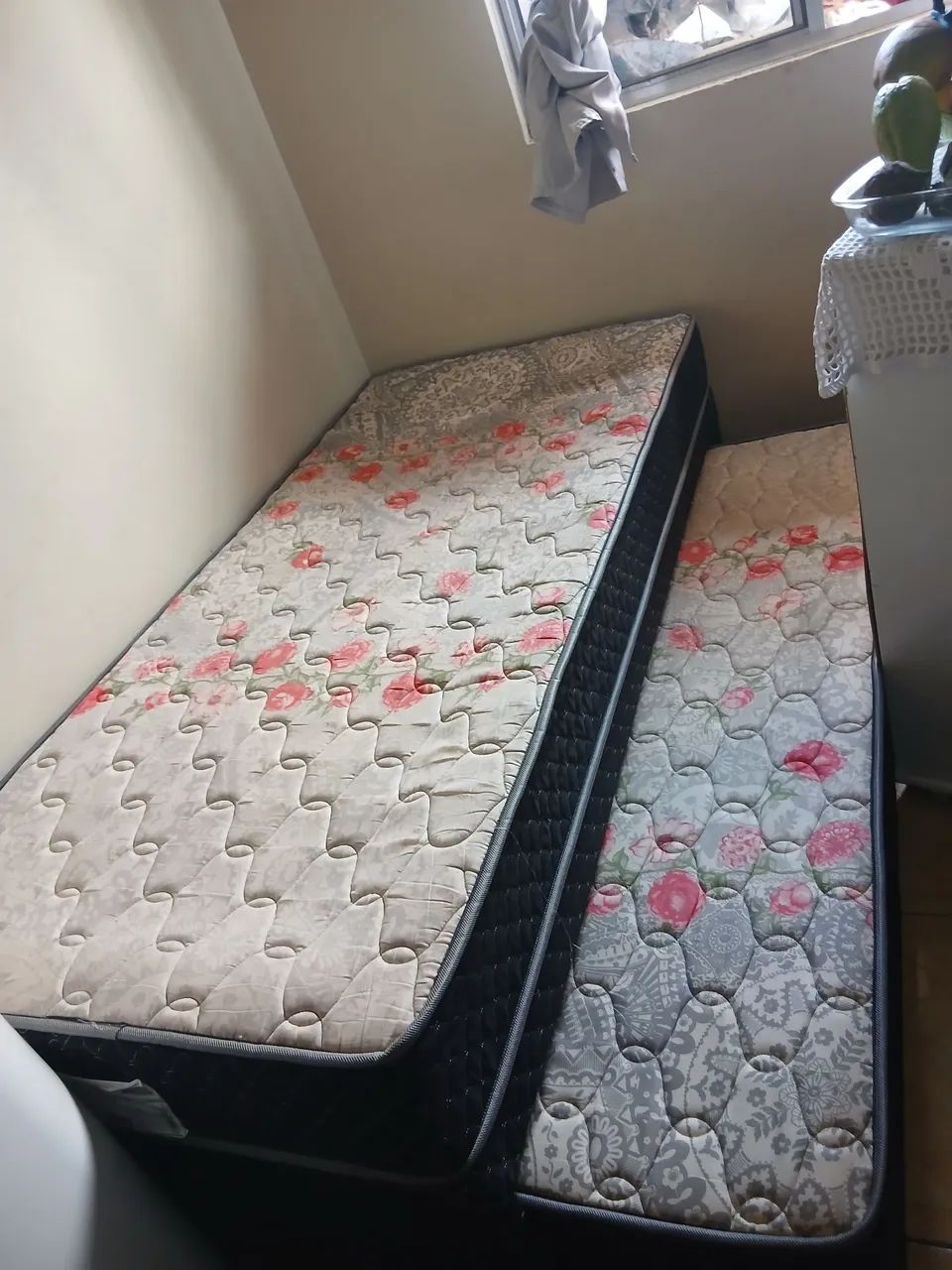 Cama solteiro com colchão acoplado  - Foto 2