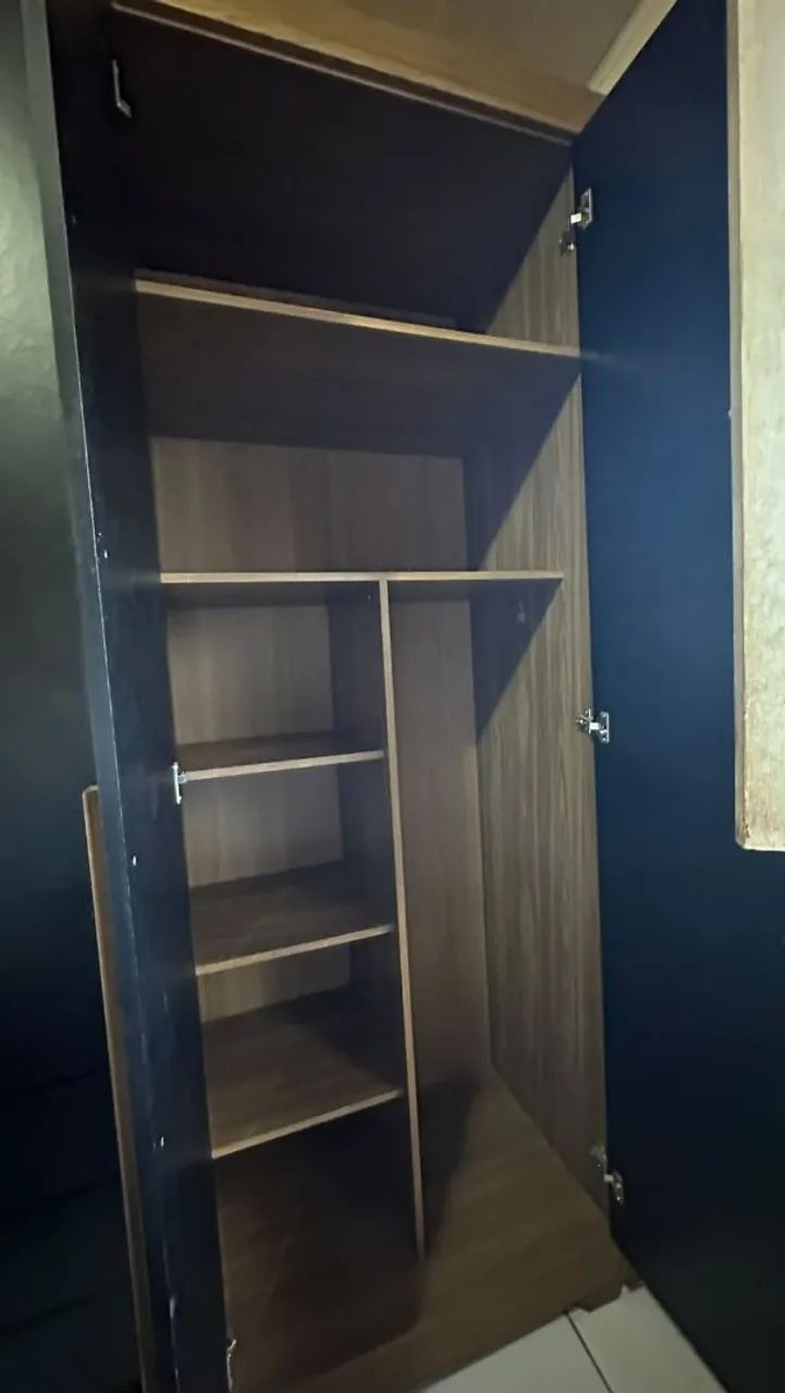 Guarda-Roupa 6 portas  - Foto 4