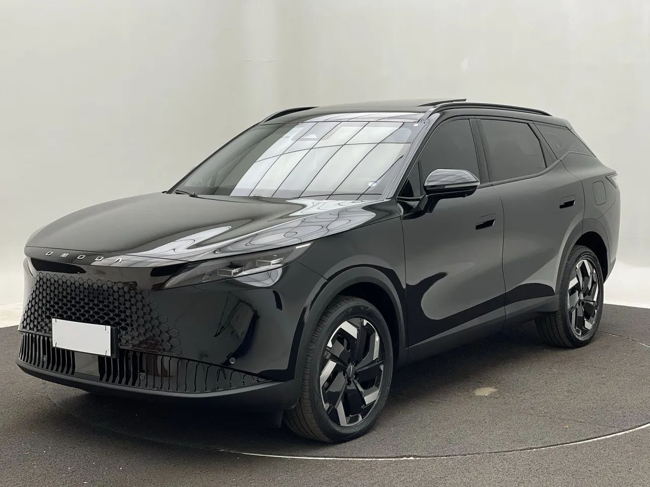 Omoda 7 7 Luxury 1.5 TB FWD 2026