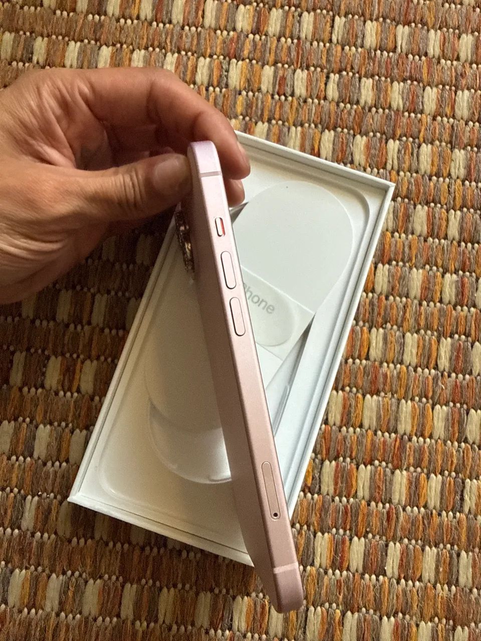 IPHONE 15 Rosé - original 2.000$ no pix  - Foto 4