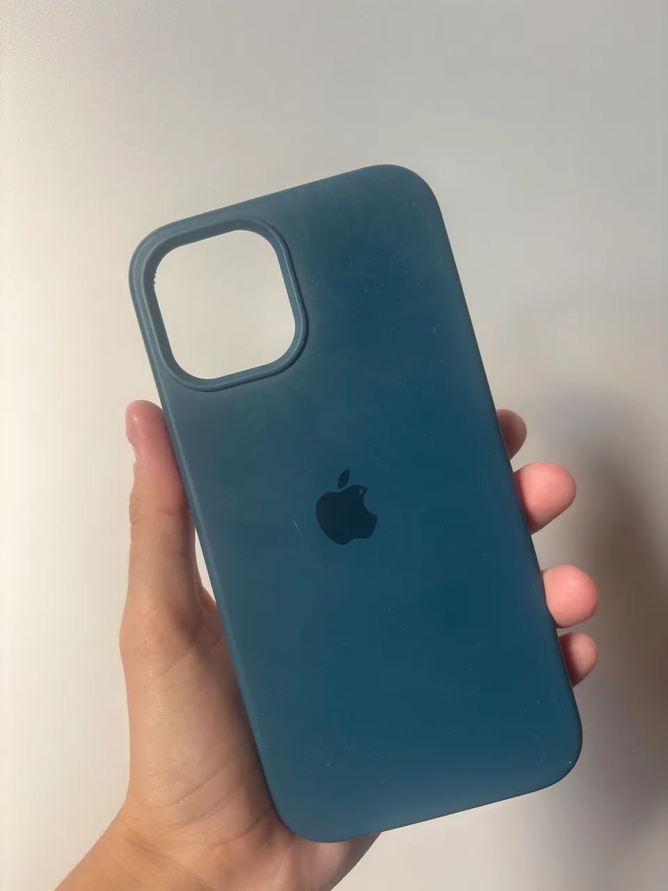 Capa Azul Marinho IPhone 12 - Foto 3