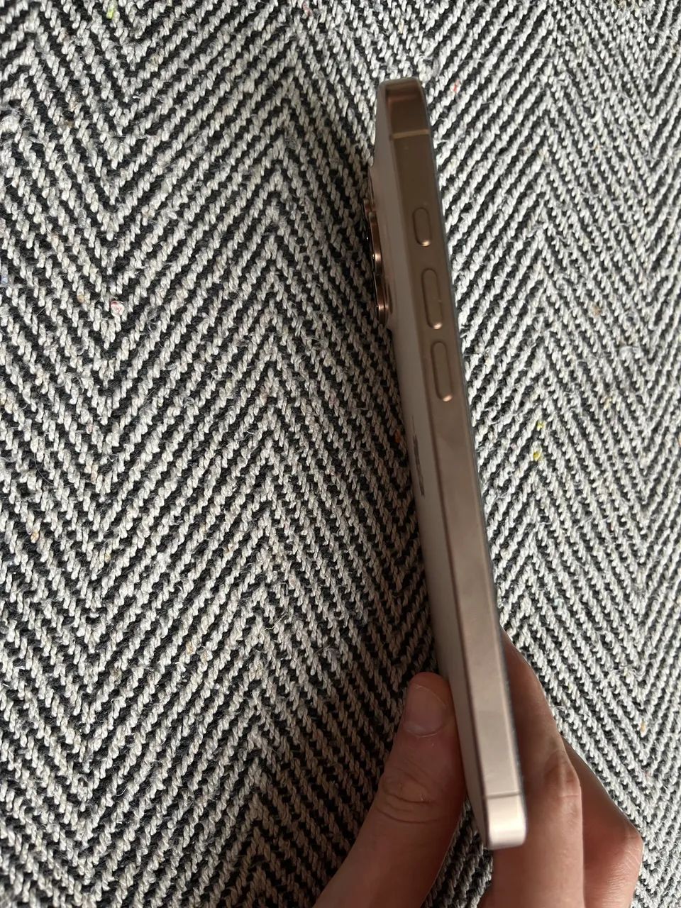 Iphone 16 pro max  - Foto 3