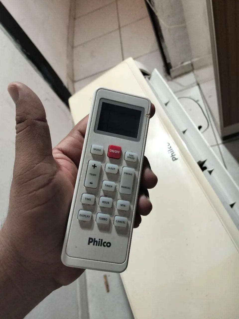 ? Vende-se Ar-Condicionado Split Philco 12.000 BTUs ?