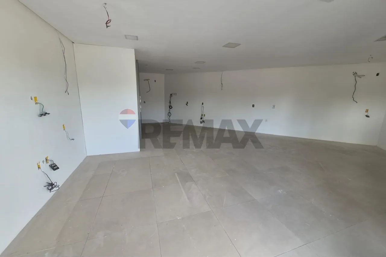 Loja Comercial de 50m² em Eusébio: Visibilidade na Av. Eusébio de Queiroz - Foto 5