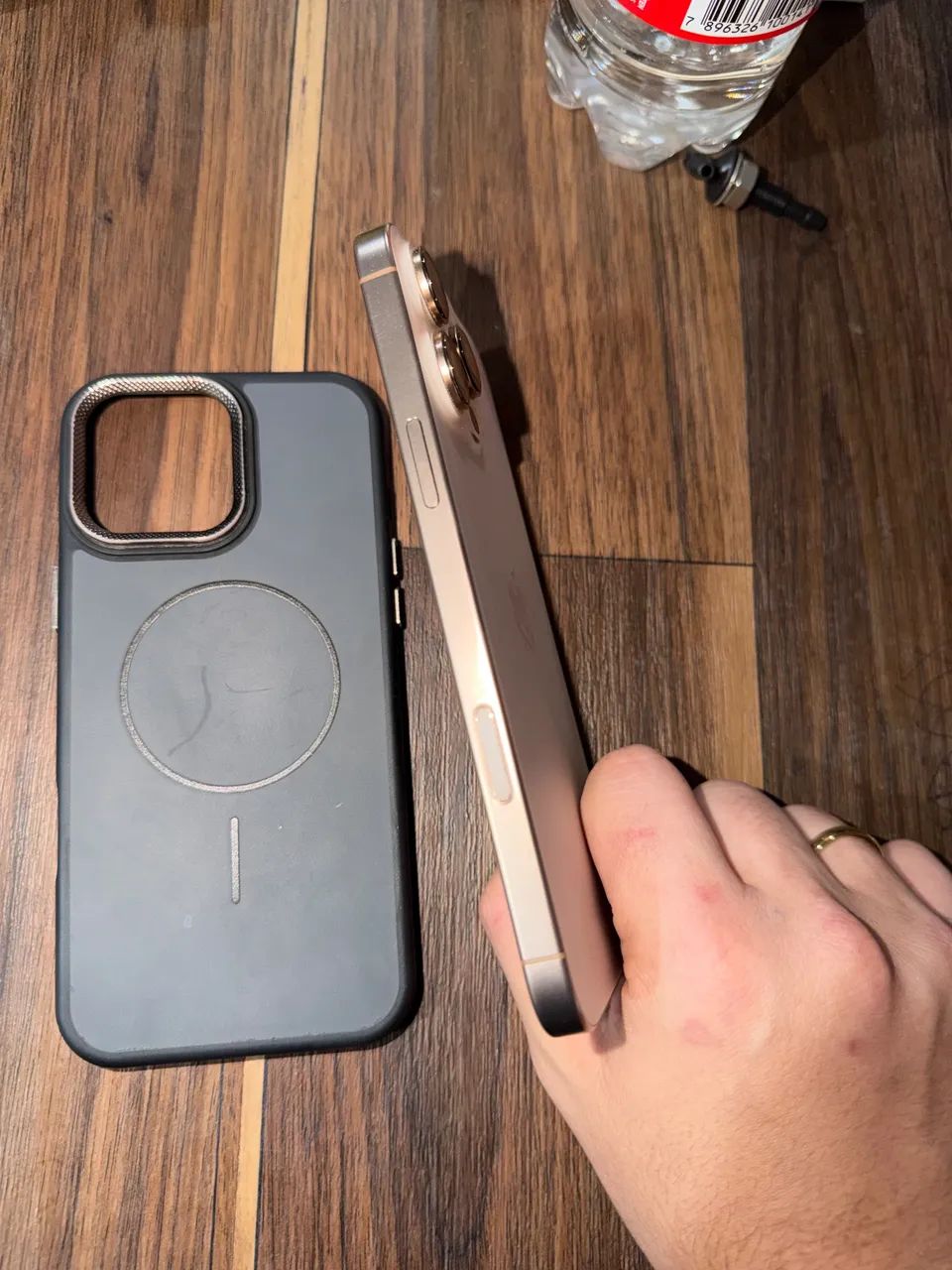 IPHONE 16 PRO MAX 256gb DOURADO - Foto 2