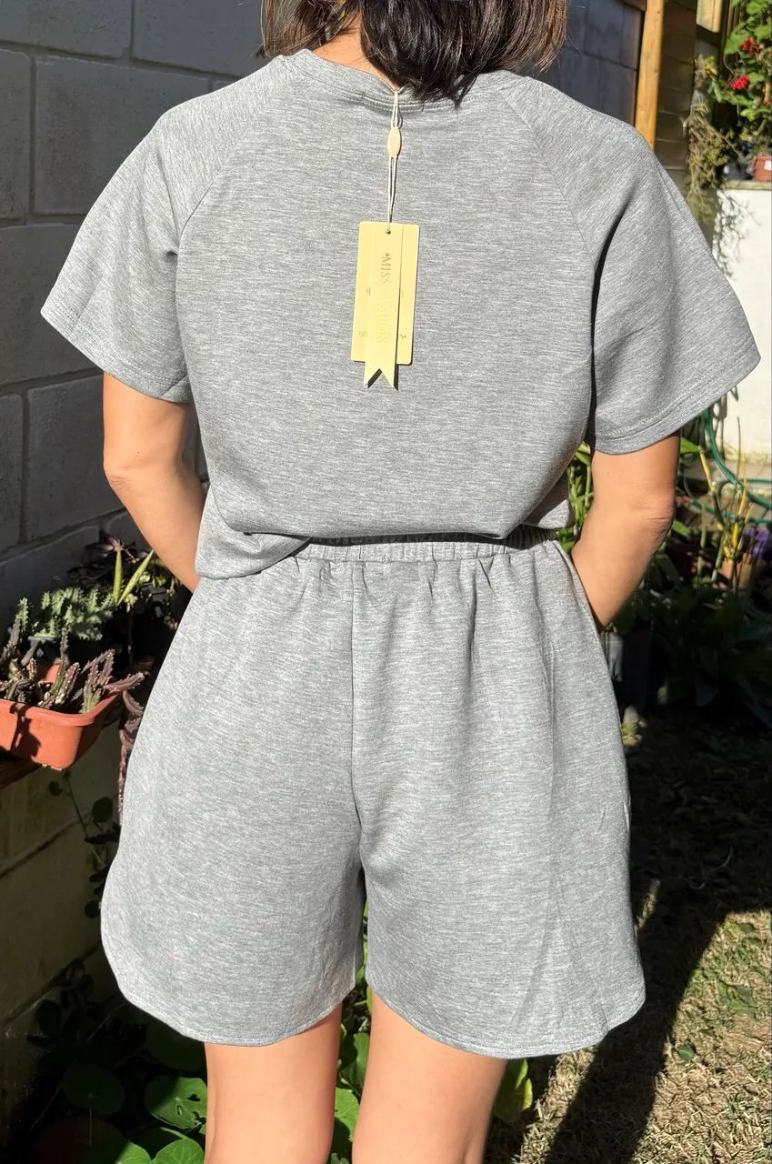 conjunto camiseta e short cinza poliester - Foto 2