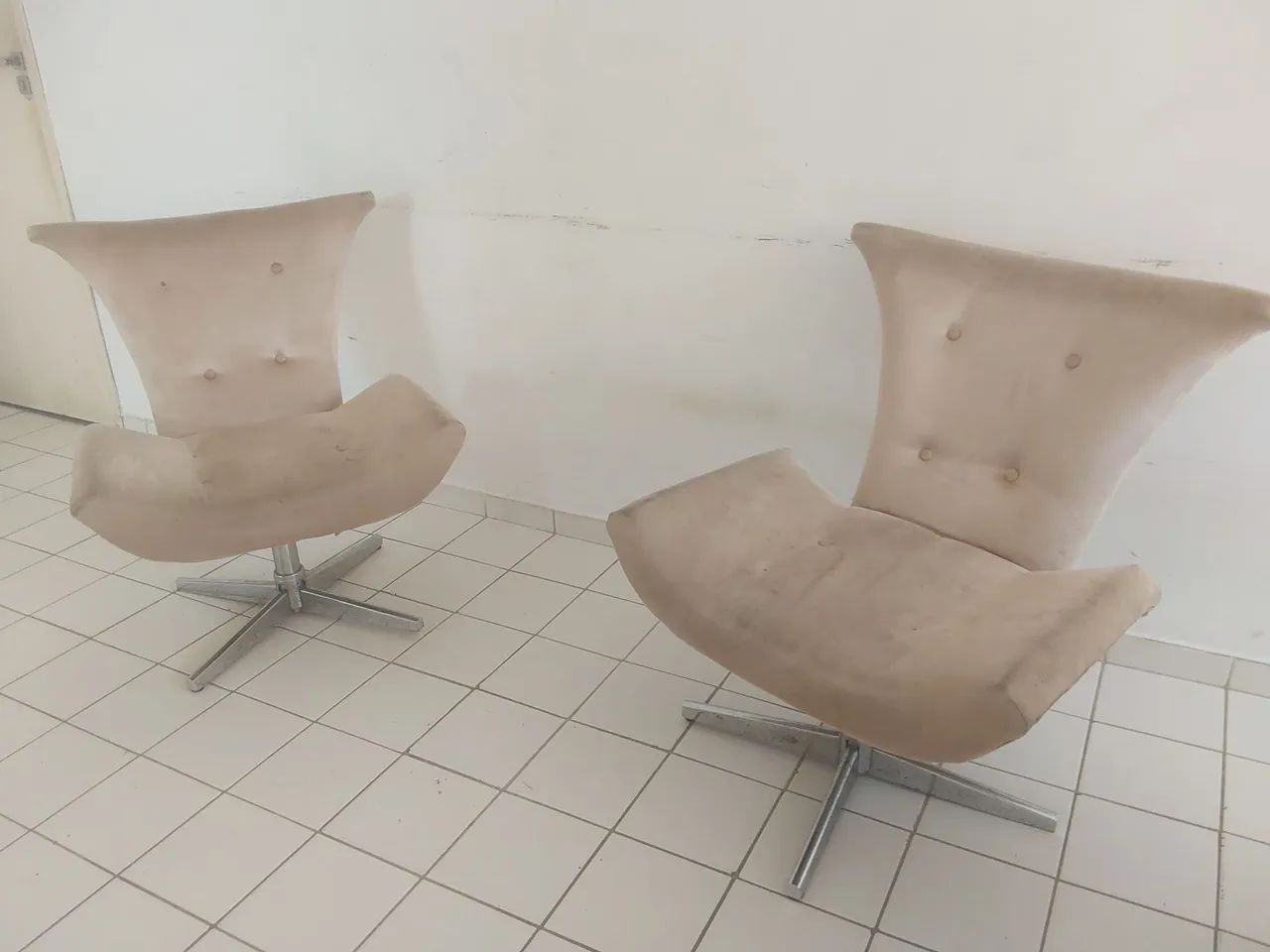 Poltronas seminova pra vender logo  - Foto 5