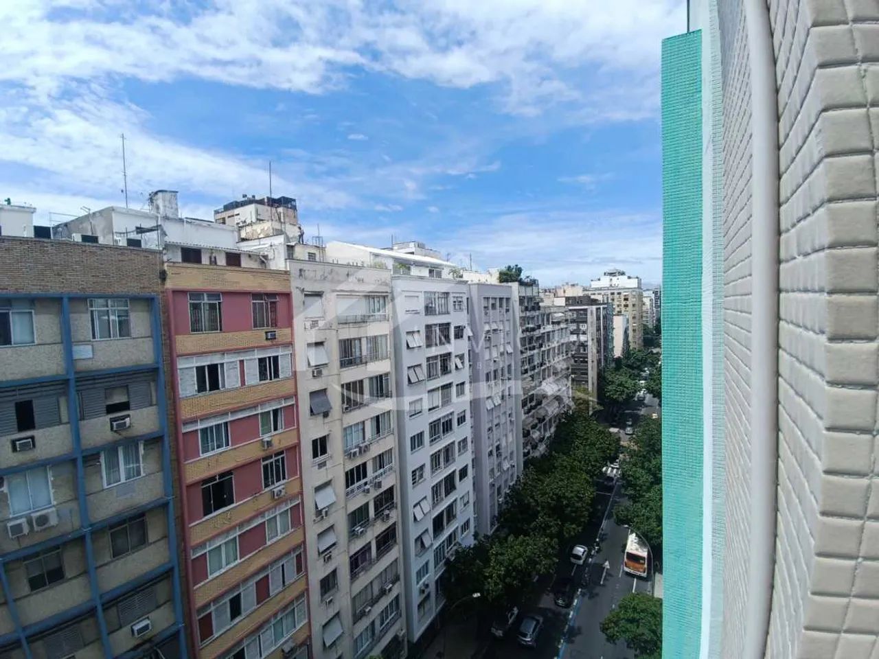 Amplo 2 Quartos com Suíte, Vaga e Localização Privilegiada em Copacabana - Foto 2