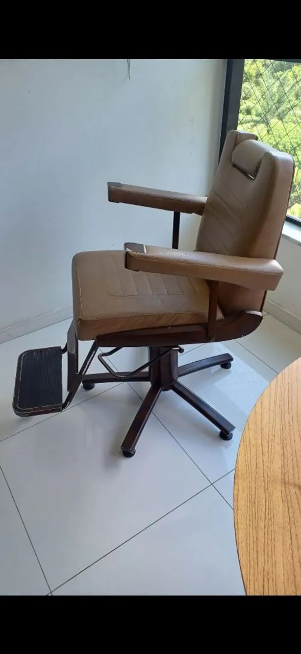 Cadeira de barbeiro  - Foto 2