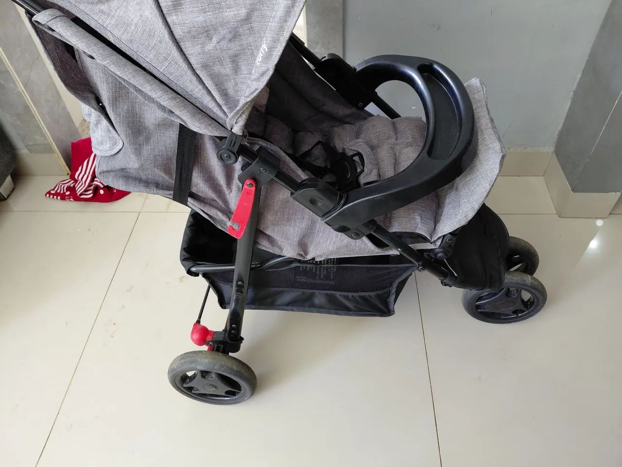 Vende-se  carrinho de bebê  - Foto 3