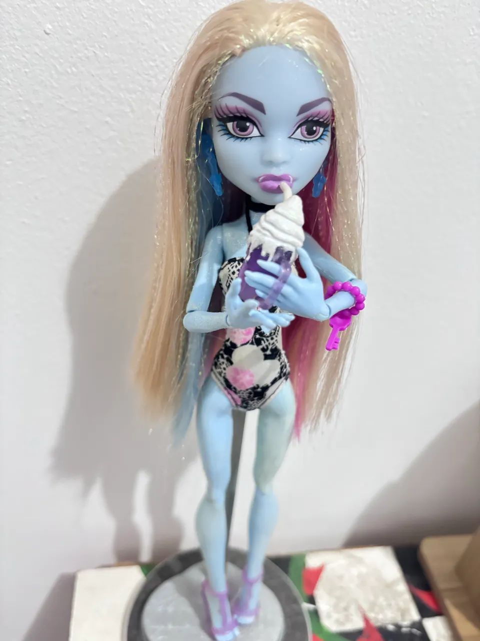 Boneca abbey bominable skull shores monster high  - Foto 3