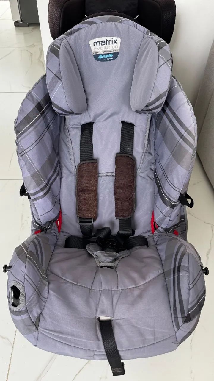 Cadeira de carro / bebê conforto 