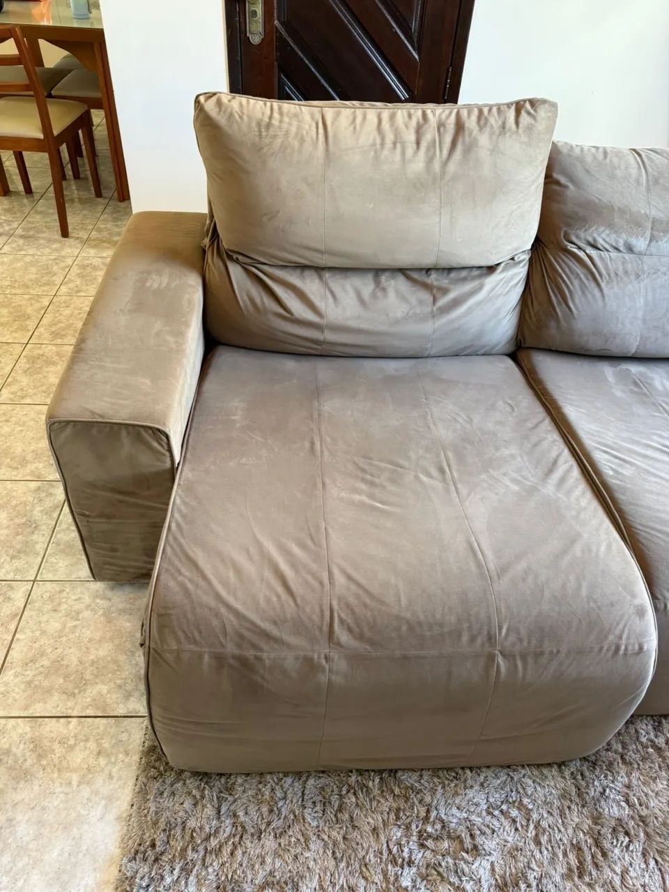 Sofá retrátil marrom 