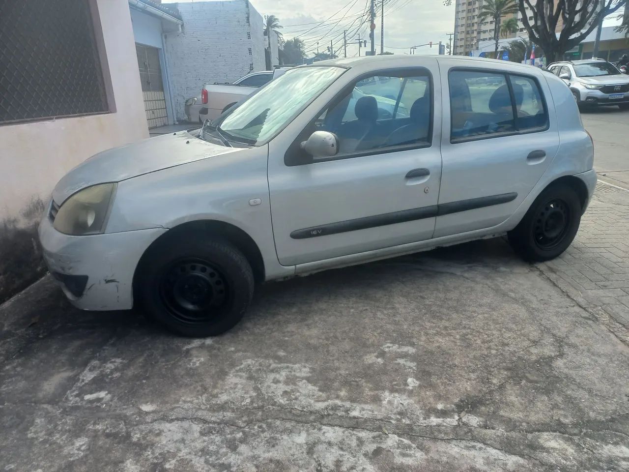 Renault Clio Clio Campus Hi-Flex 1.0 16V 5p 2009