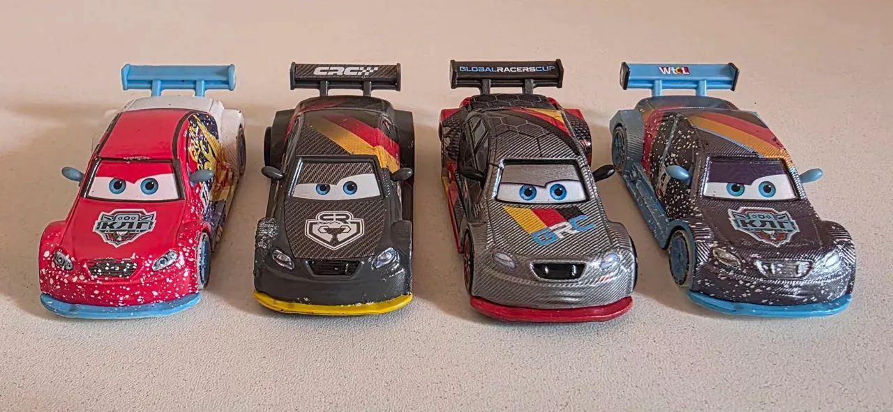 Carrinhos Disney Pixar 