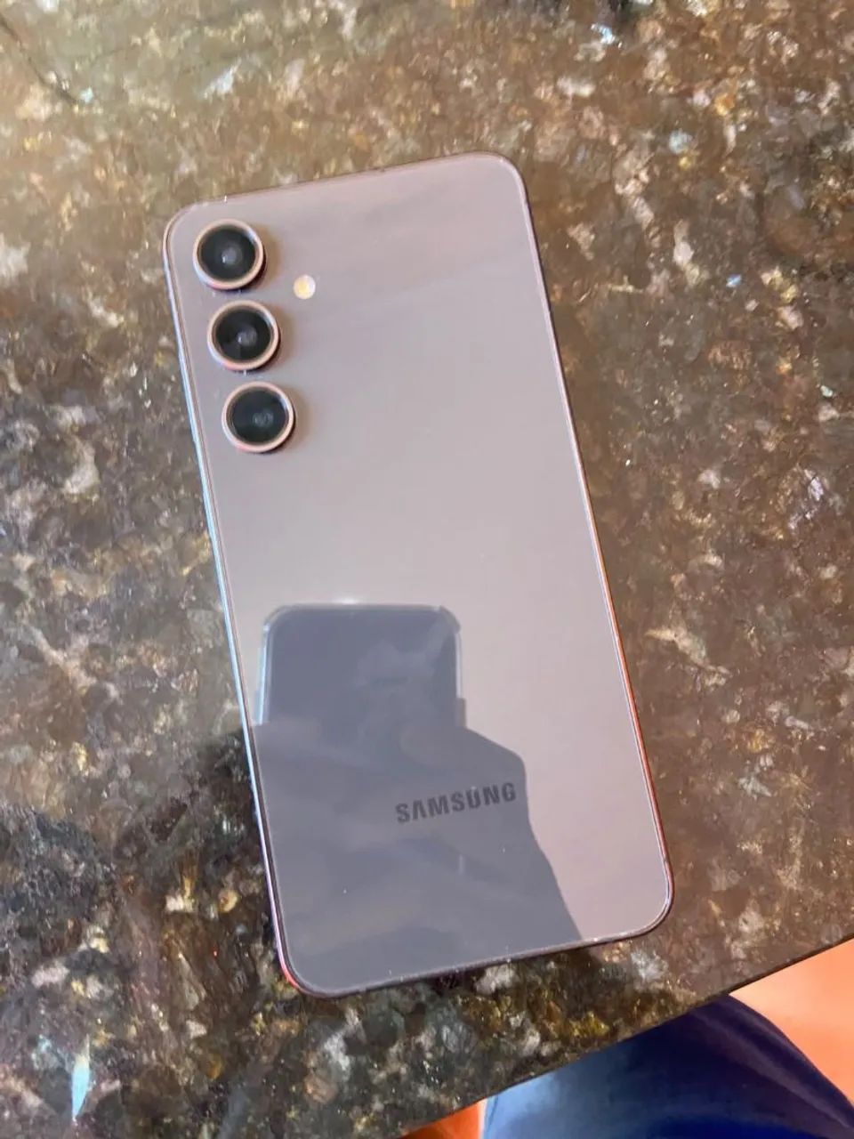Samsung Galaxy s24 Fe - Foto 2