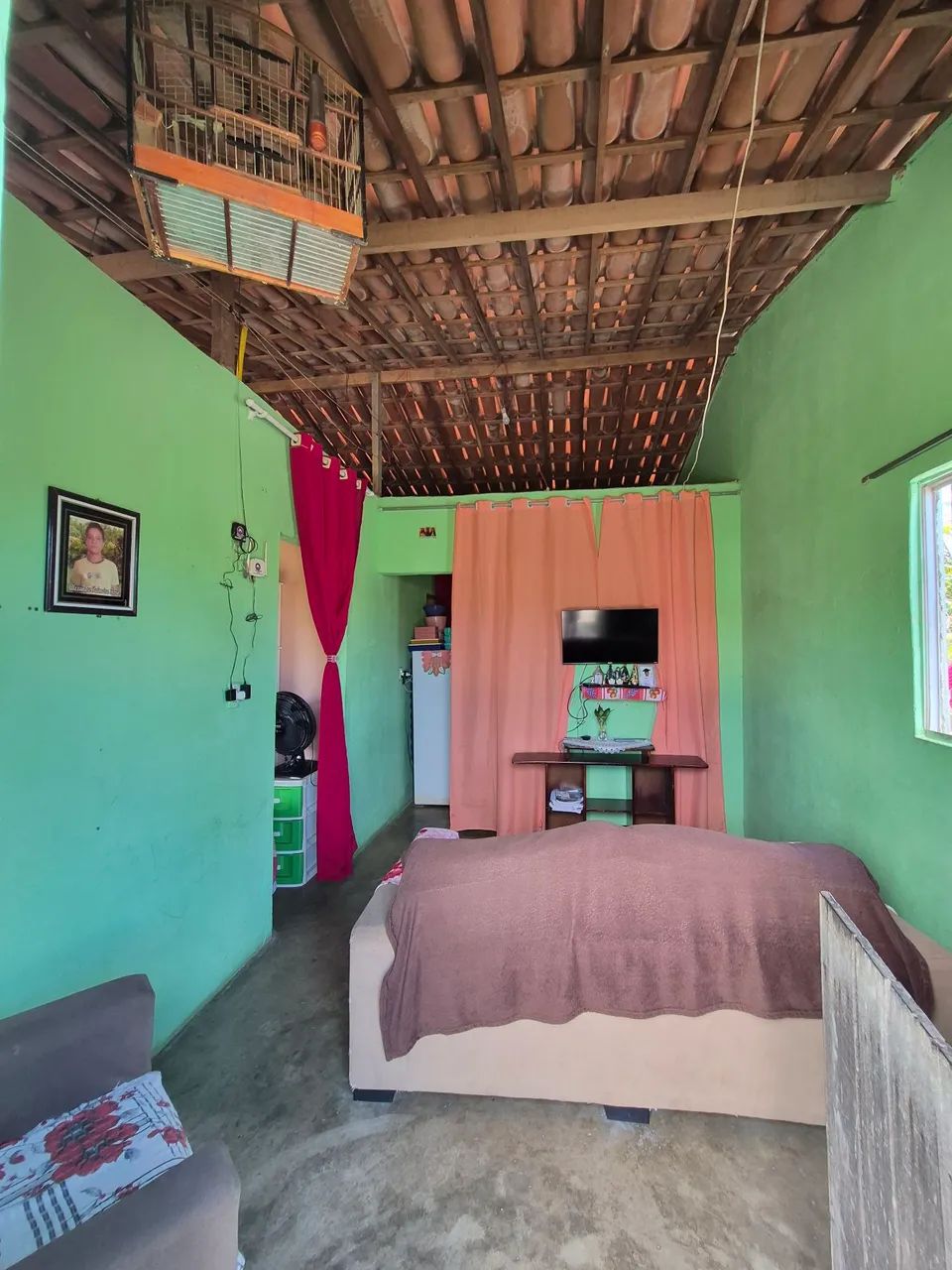Casa com terreno/quintal murado ao lado  - Foto 4