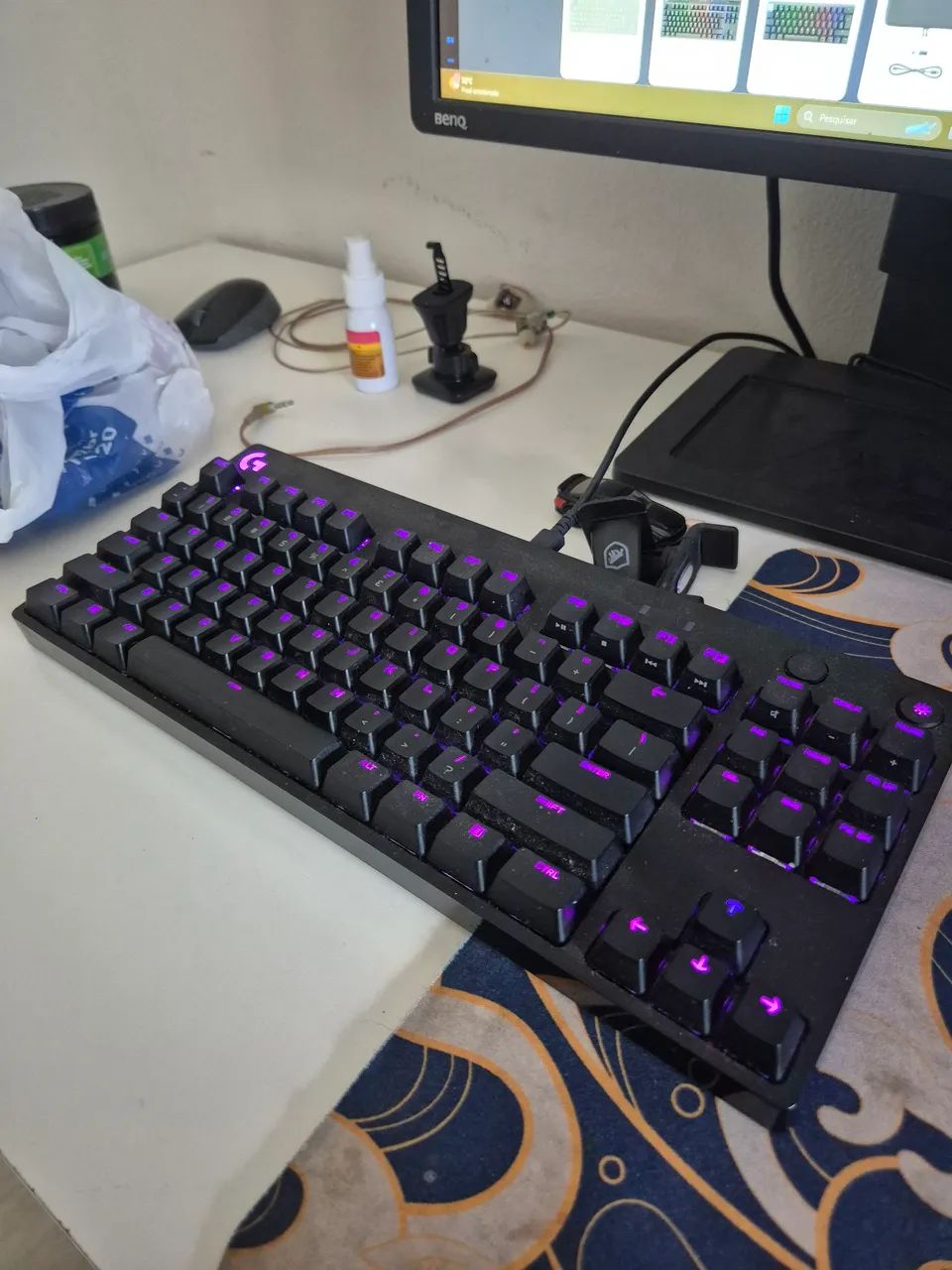 Teclado Logitech G pro superlight