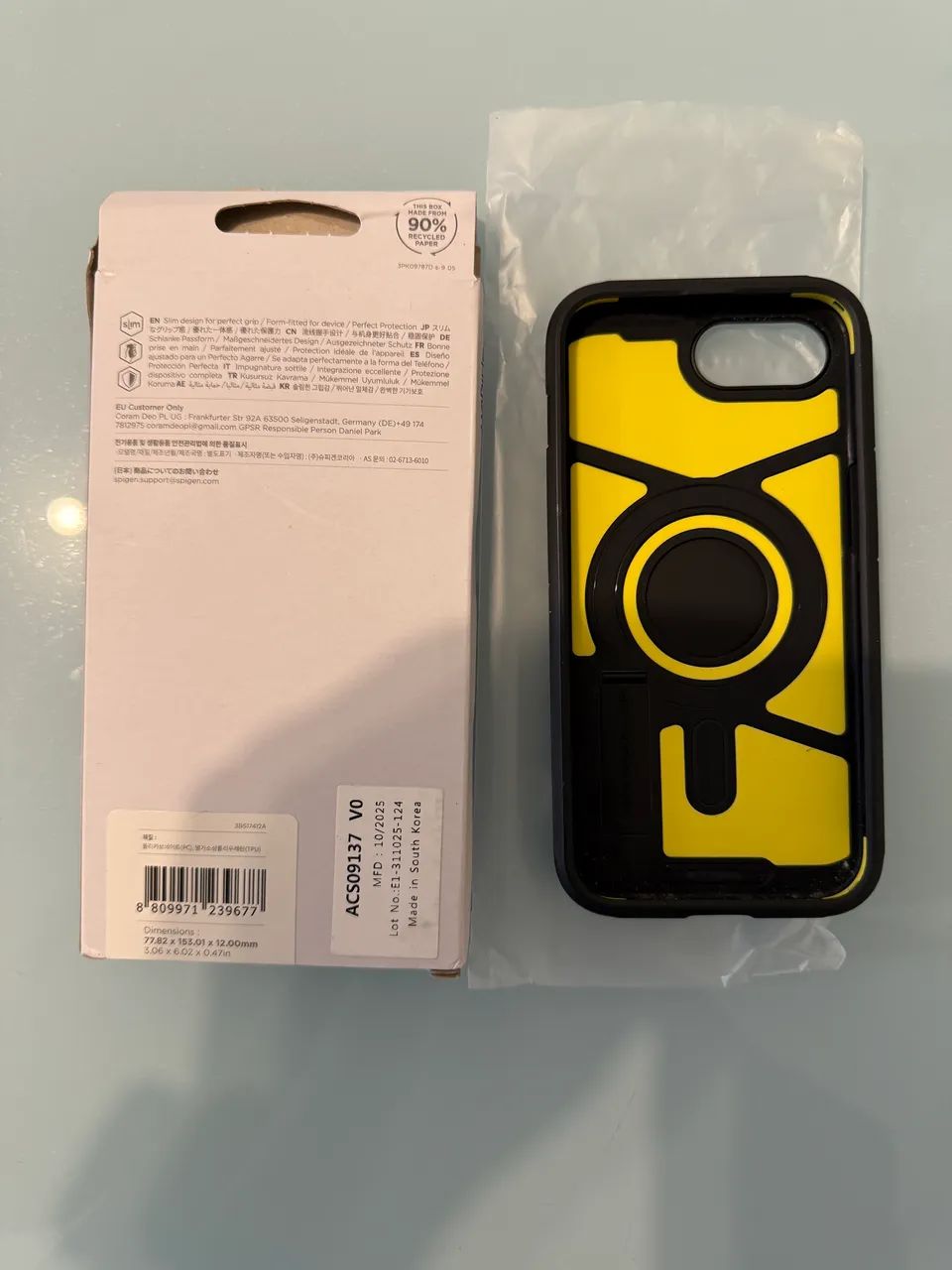 Capinha Spigen IPhone 17e/16e